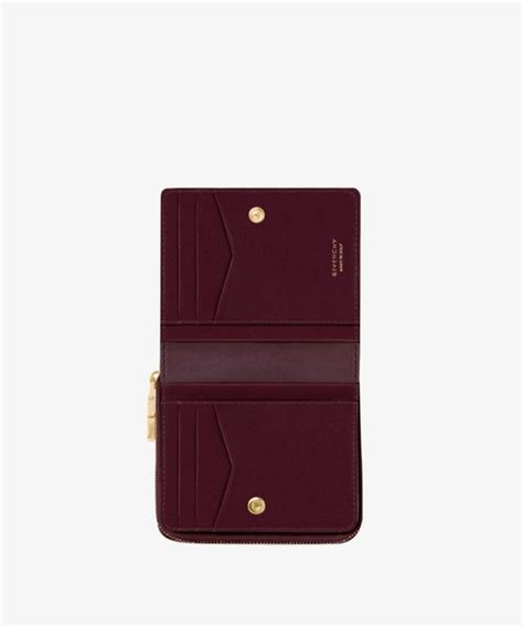 4G Liquid zipped wallet in laminated leather 